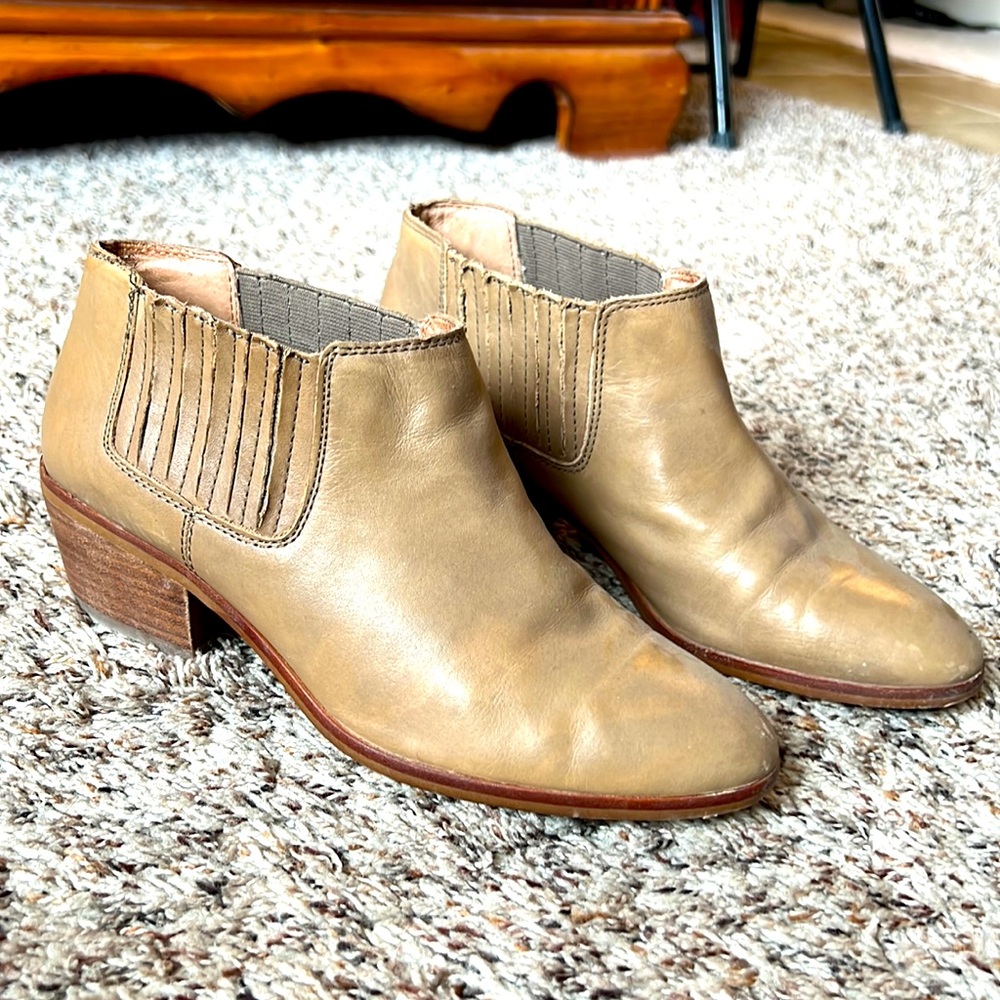 Dress Shoe